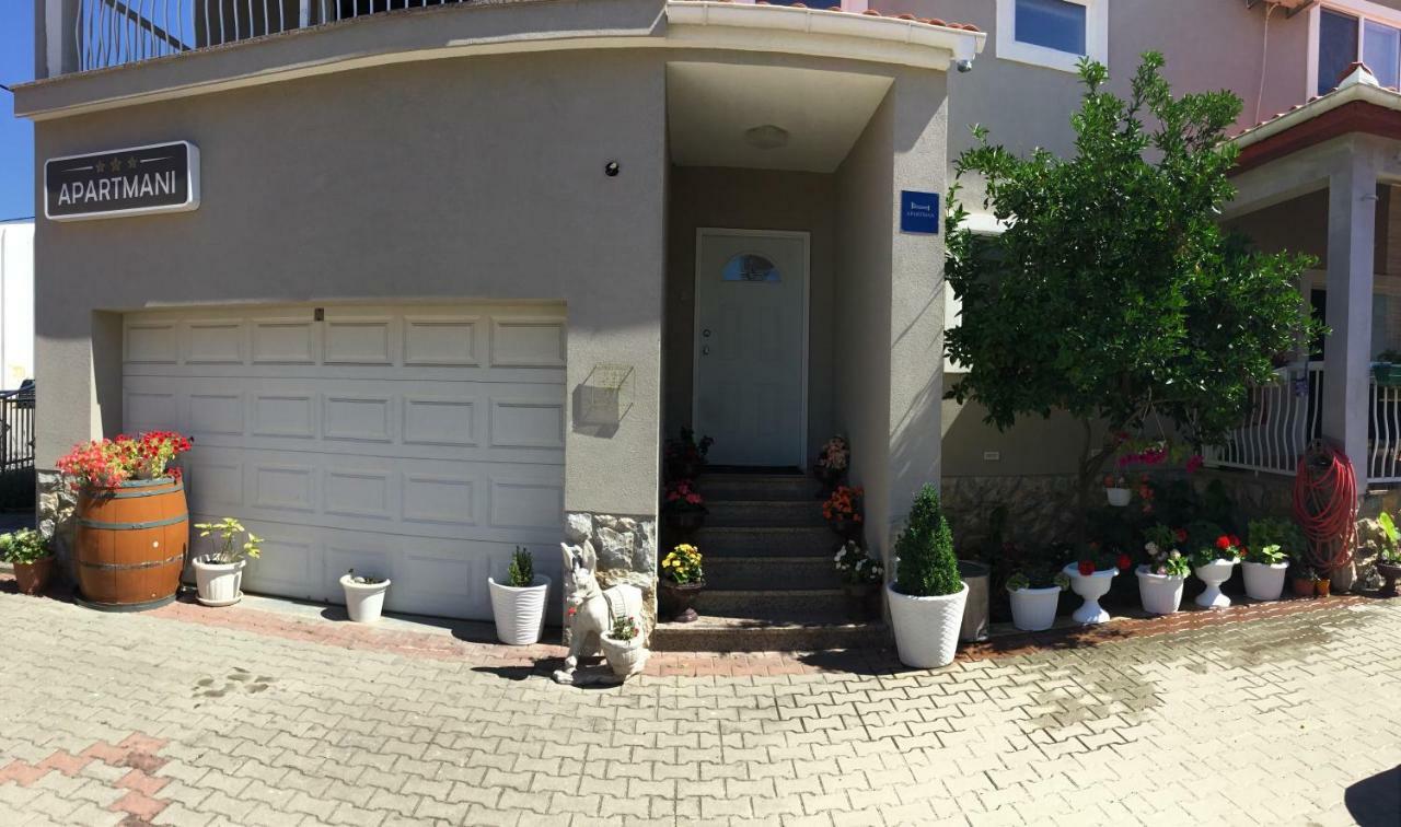 Guest House Karlo Бибинье Экстерьер фото