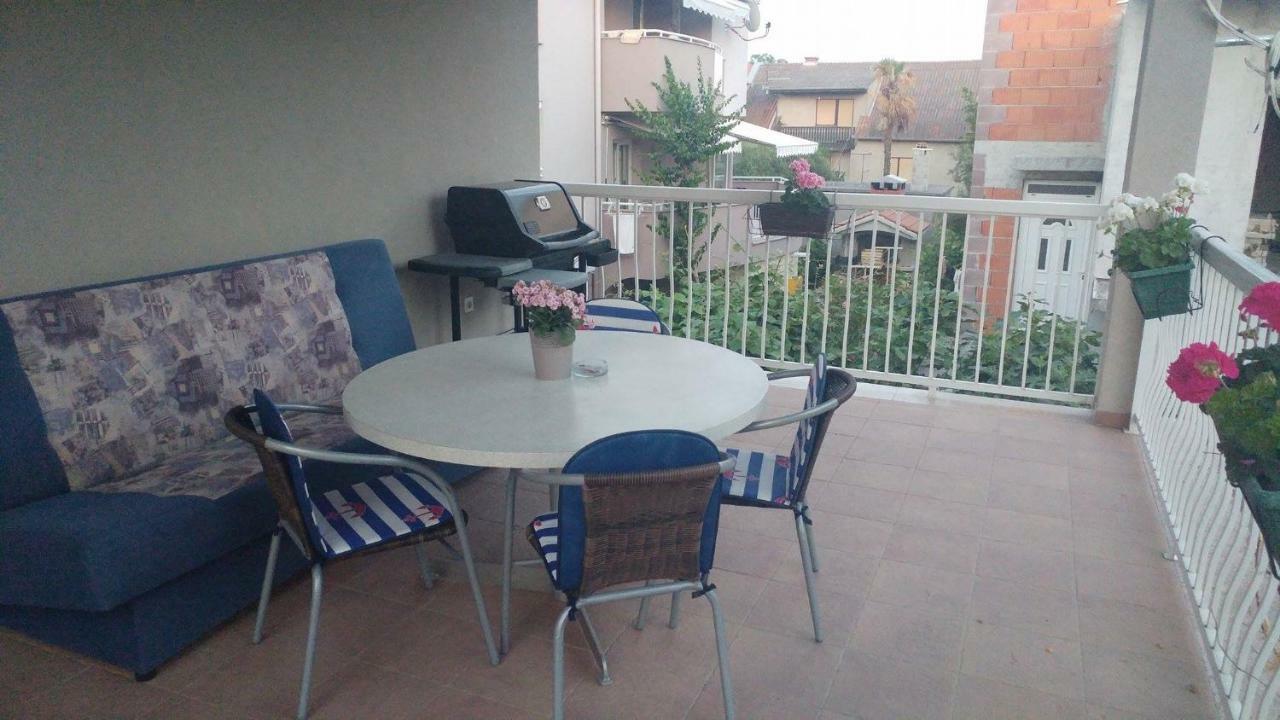 Guest House Karlo Бибинье Экстерьер фото